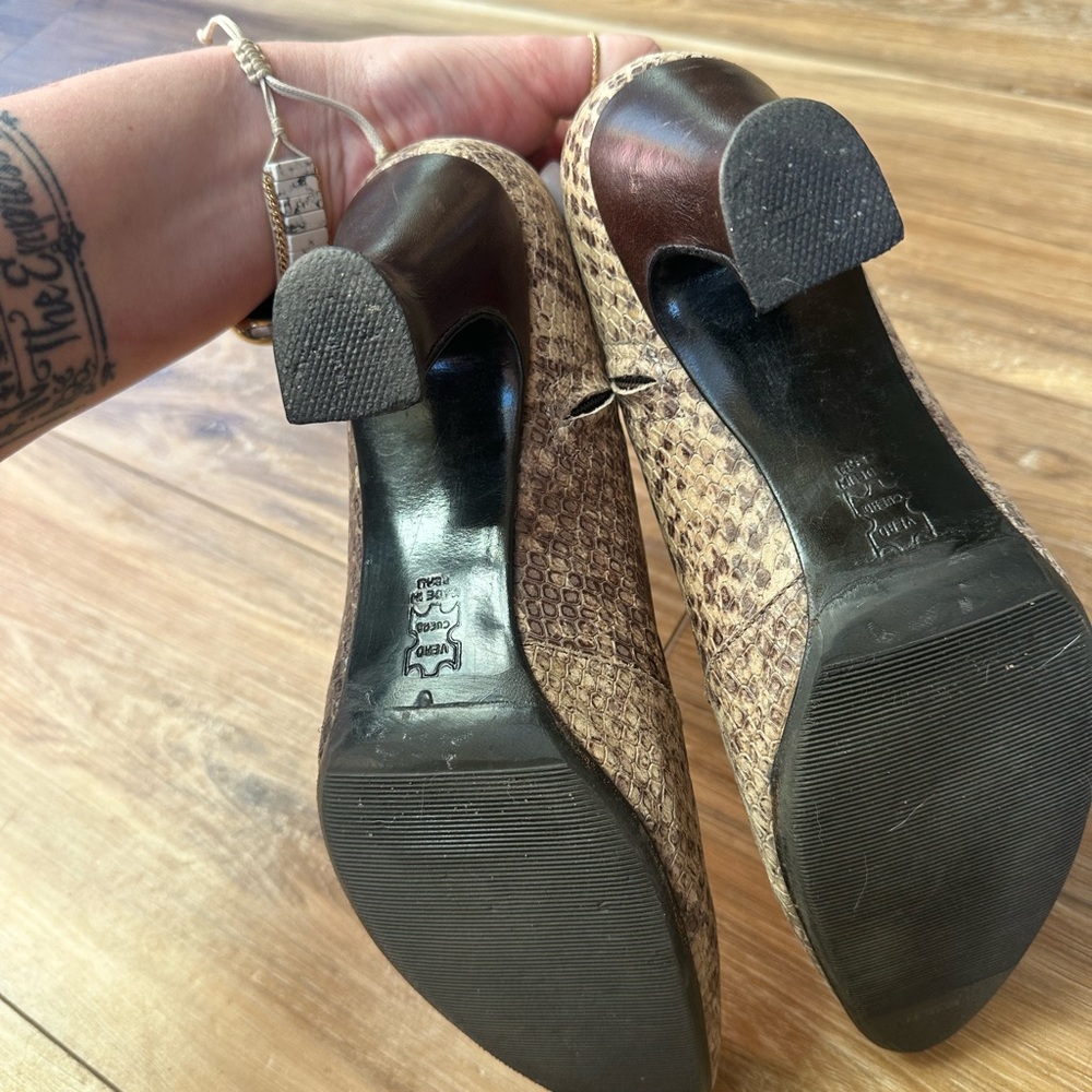 John Fluevog Brown Ankle Boots with Woven Leather Design - Picture 5 of 11